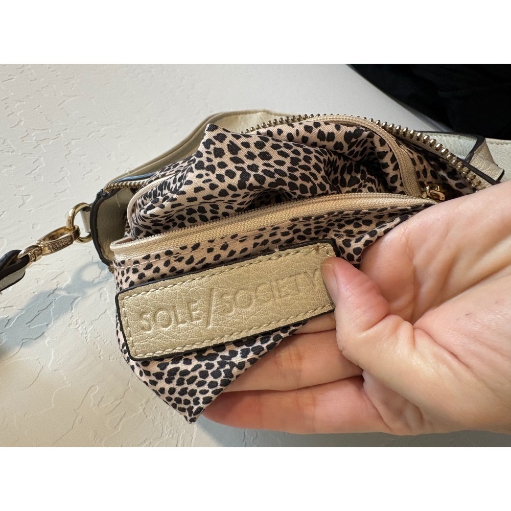 Sole Society Beige‎ Destin Convertible Crossbody Shoulder Bag Flap Detail - Picture 2 of 6